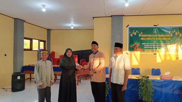 SMKS Yapis TIK Gelar Bukber, Pererat Kebersamaan