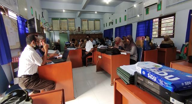Rapat Pembagian Jam Mengajar Tahun Ajaran 2020/2021