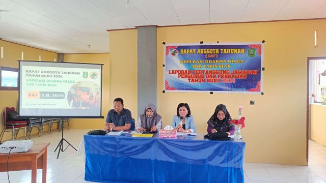 Koperasi Dharma Niaga SMKS Yapis Laksanakan RAT 2024