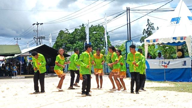 Lomba Seni Tari Yospan RRI Biak
